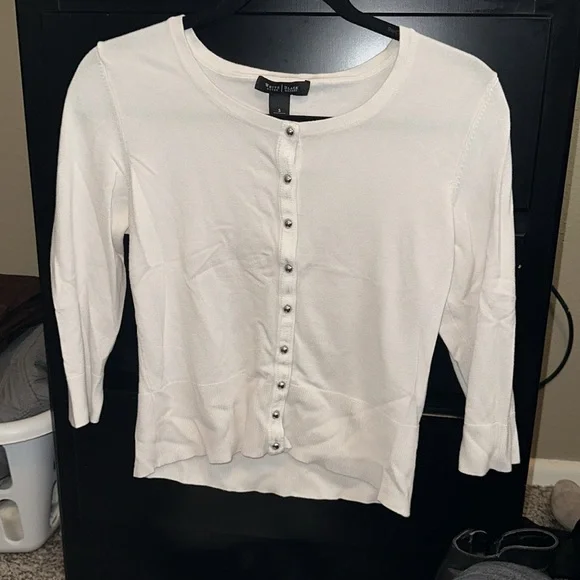 Sold - Picture 3 of 6